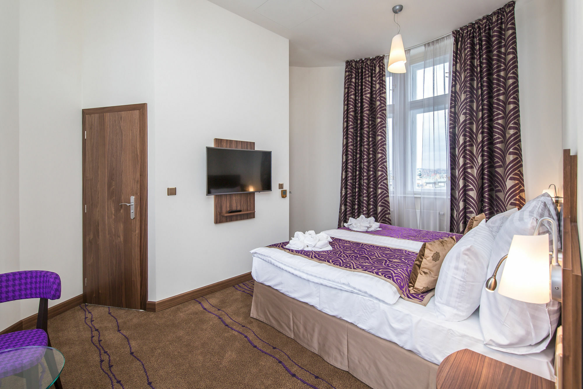 Merchant's Crown 4* Praga